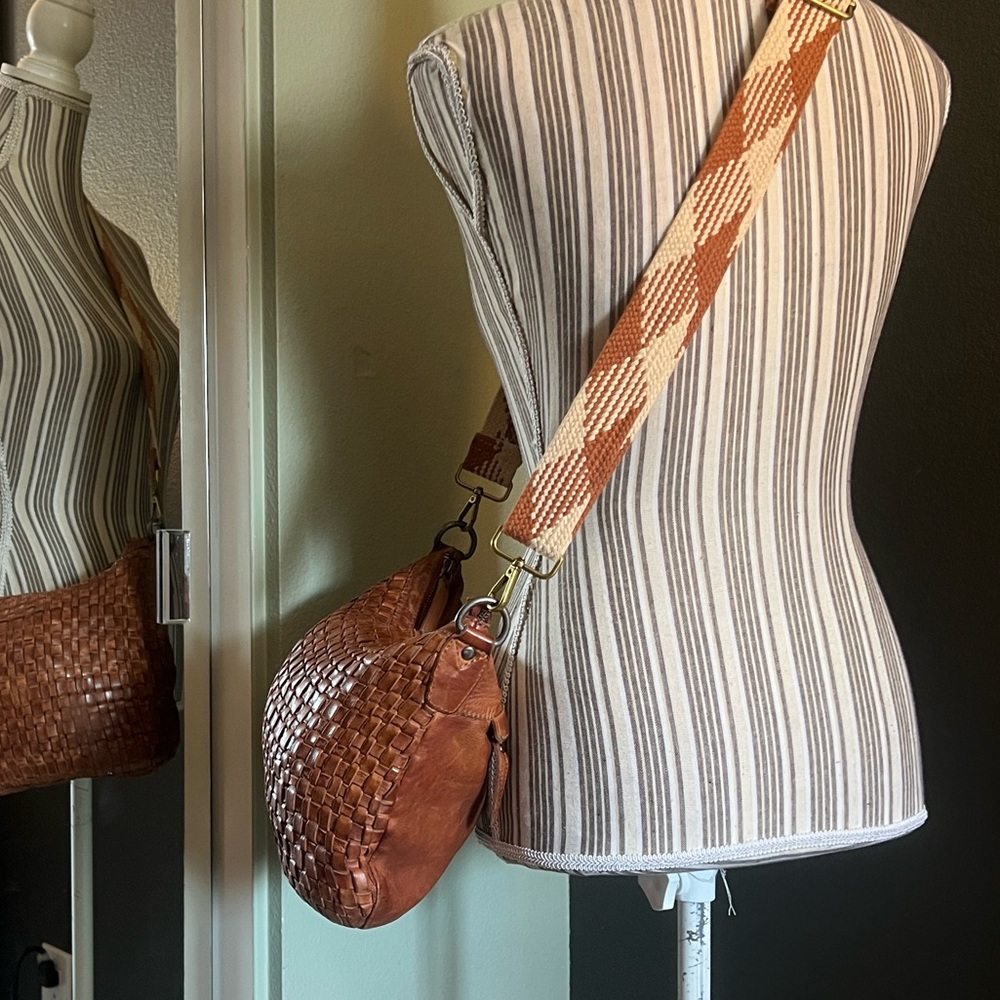 🛑 1 hour sale. Anthropologie, Vilenca Holland, Crossbody Bag Brown, Leather